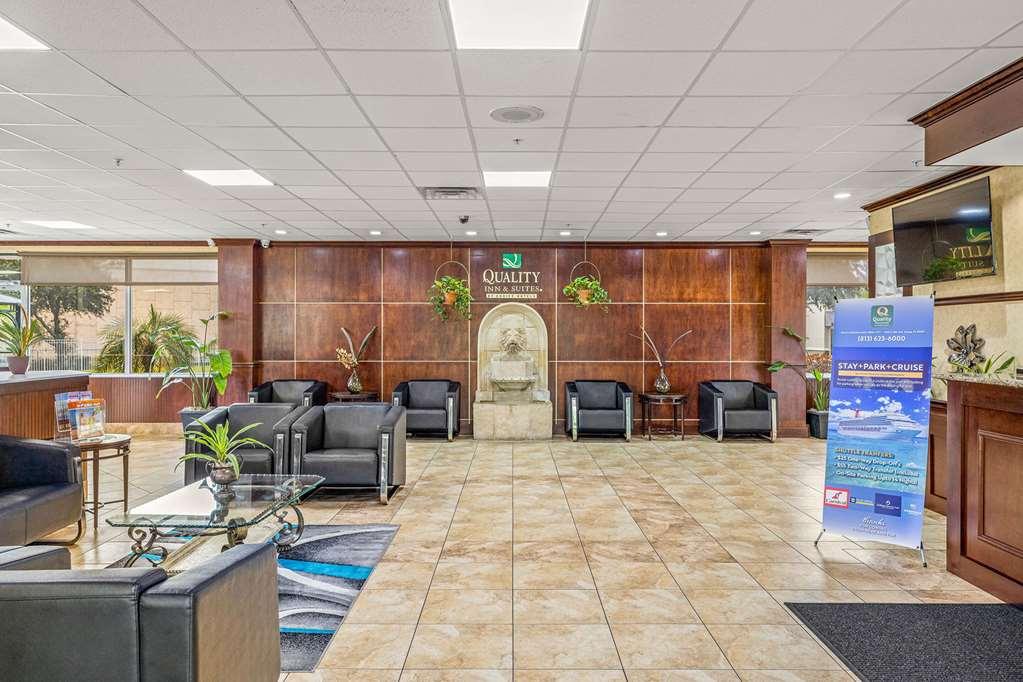 Quality Inn & Suites Near Fairgrounds & Ybor City Tampa Interior foto